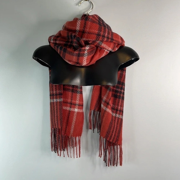 STEVE MADDEN Rusty Berry Plaid Fringed Rectangular Blanket Scarf Soft Fuzzy OS - Picture 6 of 9